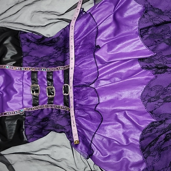 Wicked Beauty Teen Halloween Costume/Check measure. size tag was cut off. - Picture 5 of 13
